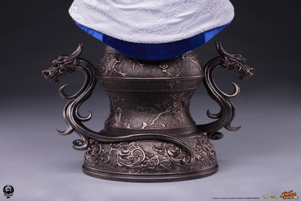 Street Fighter Chun-Li Life-Size Bust Gallery Image 19