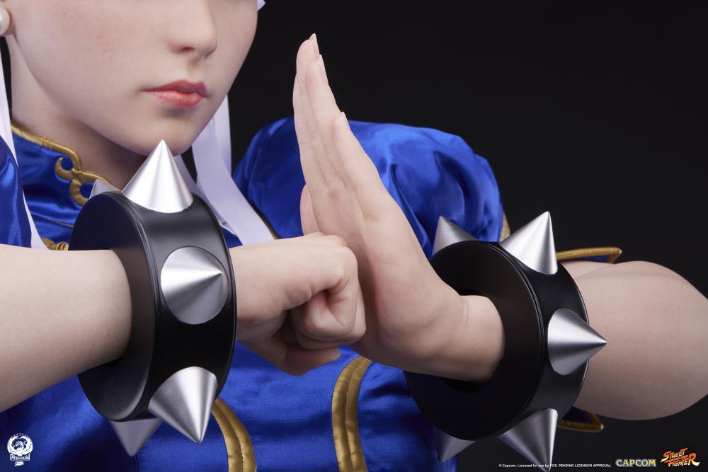 Street Fighter Chun-Li Life-Size Bust Gallery Image 13
