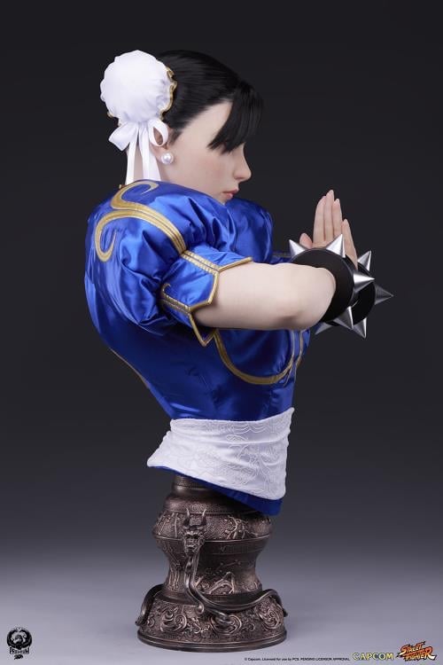 Street Fighter Chun-Li Life-Size Bust Gallery Image 9
