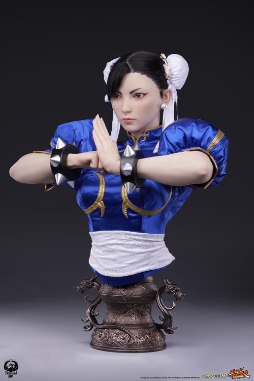 Street Fighter Chun-Li Life-Size Bust Gallery Image 4