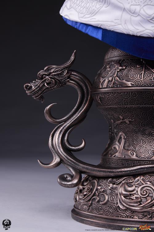 Street Fighter Chun-Li Life-Size Bust Gallery Image 17