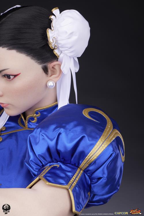 Street Fighter Chun-Li Life-Size Bust Gallery Image 12