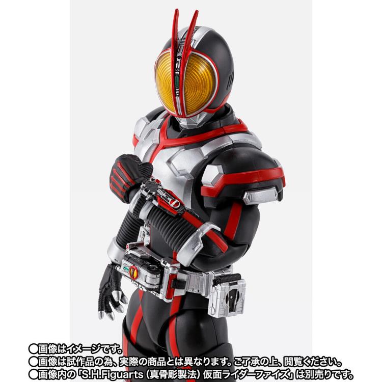 Kamen Rider 555 S.H.Figuarts -Shinkocchou Seihou- Horse Orphnoch