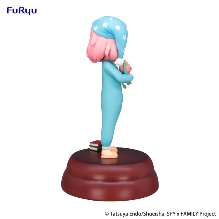 Spy x Family Anya Forger (Sleepwear Ver.) Exceed Creative Figure