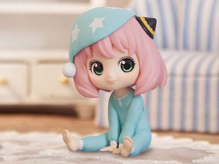 Spy x Family Q Posket petit Anya Forger (Ver. C) Gallery Image 1