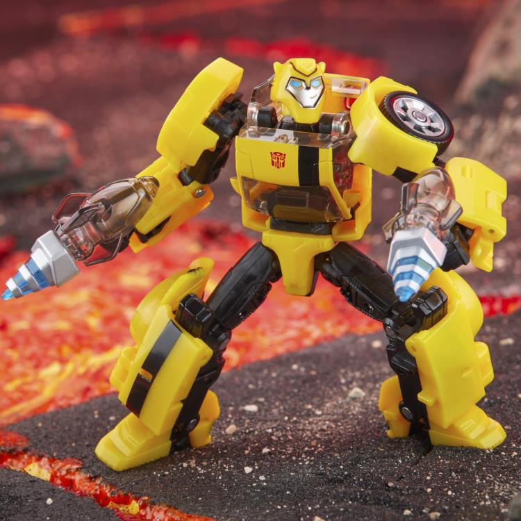 Transformers: Legacy United Deluxe Animated Universe Bumblebee Gallery Image 6