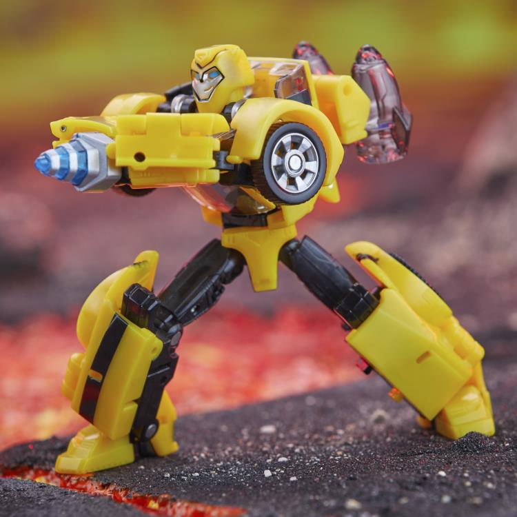 Transformers: Legacy United Deluxe Animated Universe Bumblebee Gallery Image 9