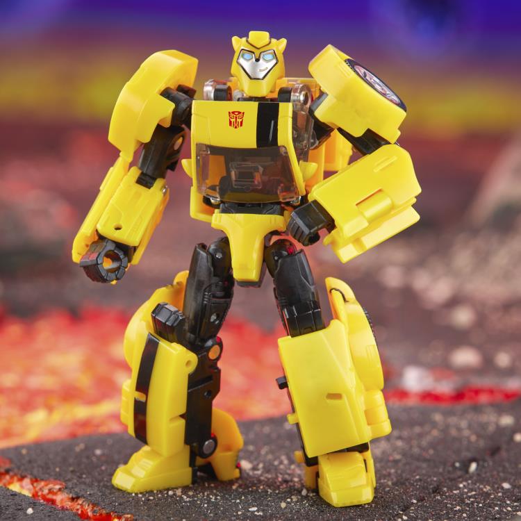 Transformers: Legacy United Deluxe Animated Universe Bumblebee Gallery Image 3