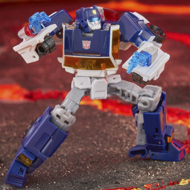 Transformers: Legacy United Deluxe Rescue Bots Universe Autobot Chase Gallery Image 7