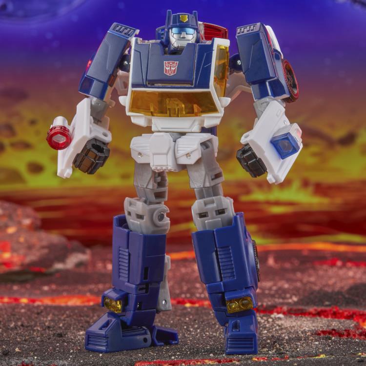 Transformers: Legacy United Deluxe Rescue Bots Universe Autobot Chase Gallery Image 4