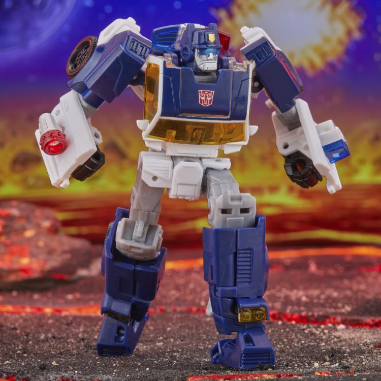 Transformers: Legacy United Deluxe Rescue Bots Universe Autobot Chase Gallery Image 3
