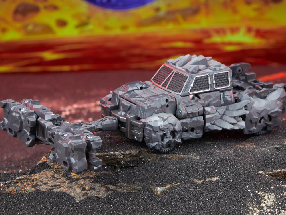 Transformers: Legacy United Deluxe Infernac Universe Magneous Gallery Image 13