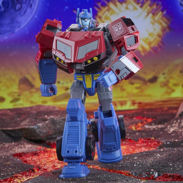 Transformers: Legacy United Voyager Animated Universe Optimus Prime Gallery Image 4