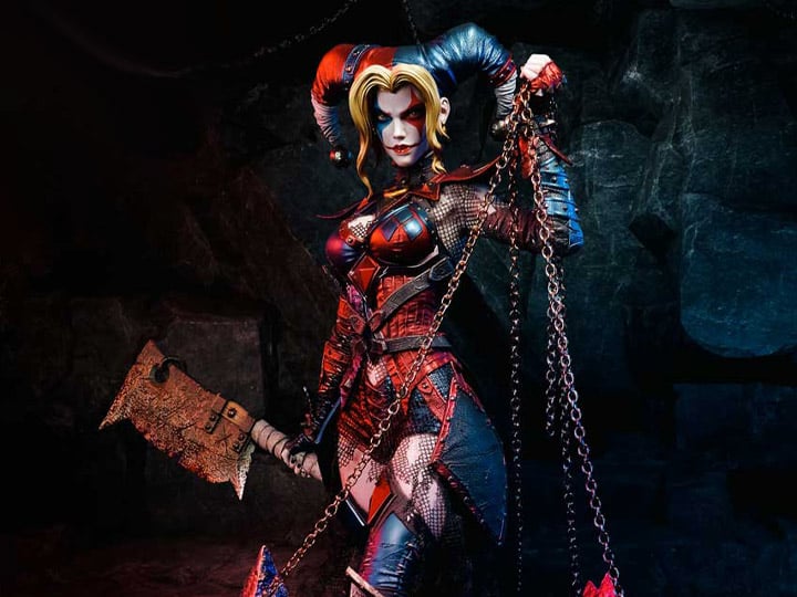 Dark Nights: Metal Museum Masterline Harley Who Laughs 1/3 Scale Statue Gallery Image 1