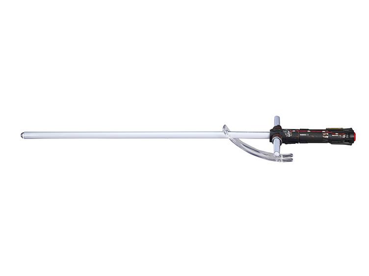 Star Wars: The Black Series Kylo Ren (The Force Awakens) Force FX Deluxe Lightsaber Gallery Image 4