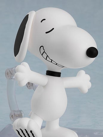Peanuts Nendoroid No.2200 Snoopy Gallery Image 2