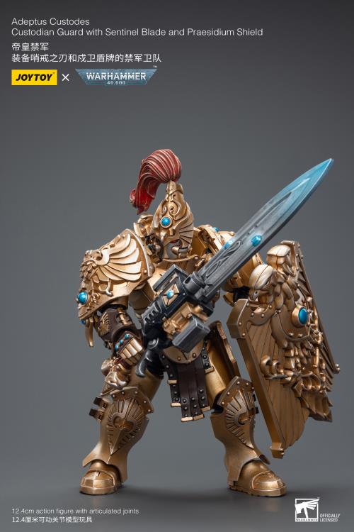 Warhammer 40K Adeptus Custodes Custodian Guard with Sentinel Blade and Praesidium Shield 1/18 Scale Action Figure Gallery Image 6