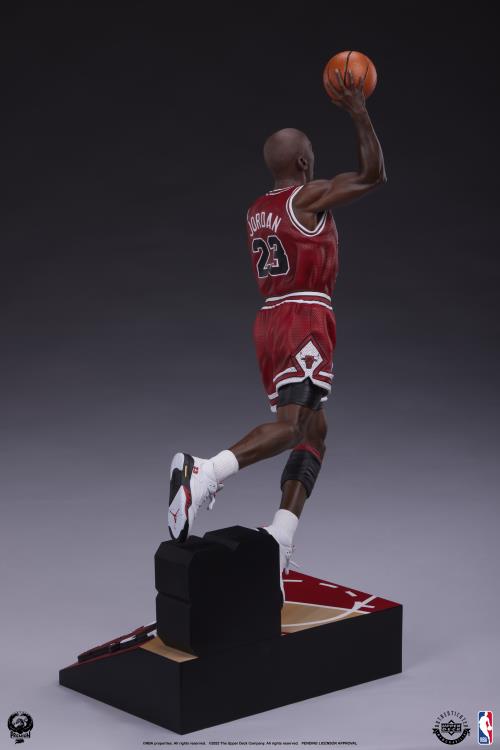 Michael Jordan 1/4 Scale Statue Gallery Image 11