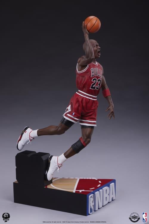 Michael Jordan 1/4 Scale Statue Gallery Image 10