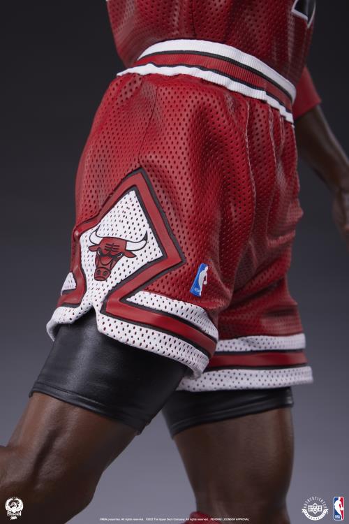 Michael Jordan 1/4 Scale Statue Gallery Image 20