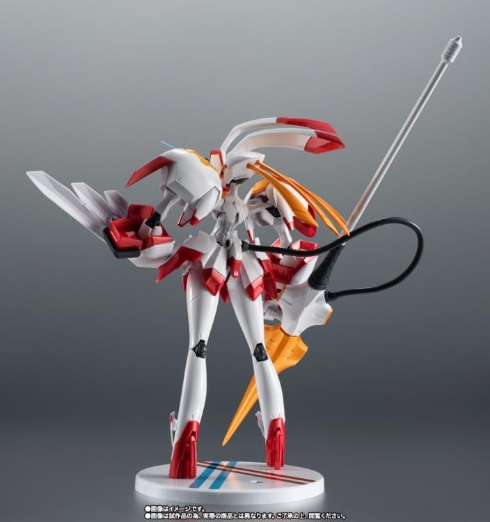 Darling in the Franxx S.H.Figuarts x Robot Spirits Zero Two