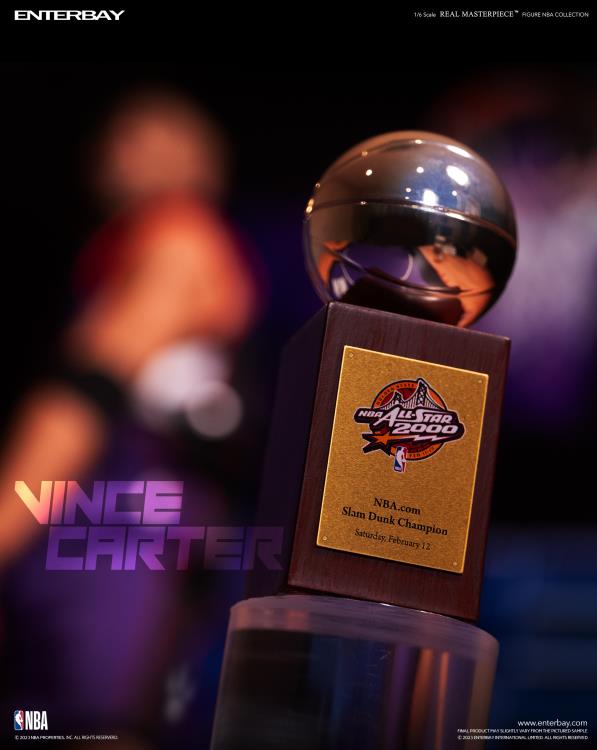 NBA Real Masterpiece Vince Carter (Special Edition) 1/6 Scale Figure Gallery Image 7