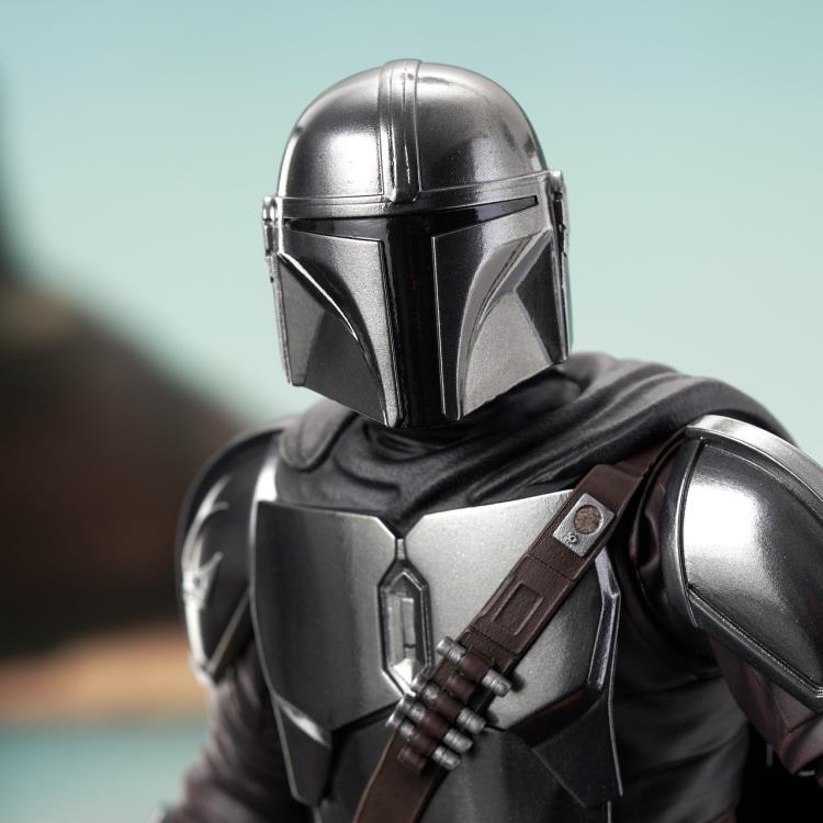 The Mandalorian Milestones Din Djarin 1/6 Scale Limited Edition Statue Gallery Image 7