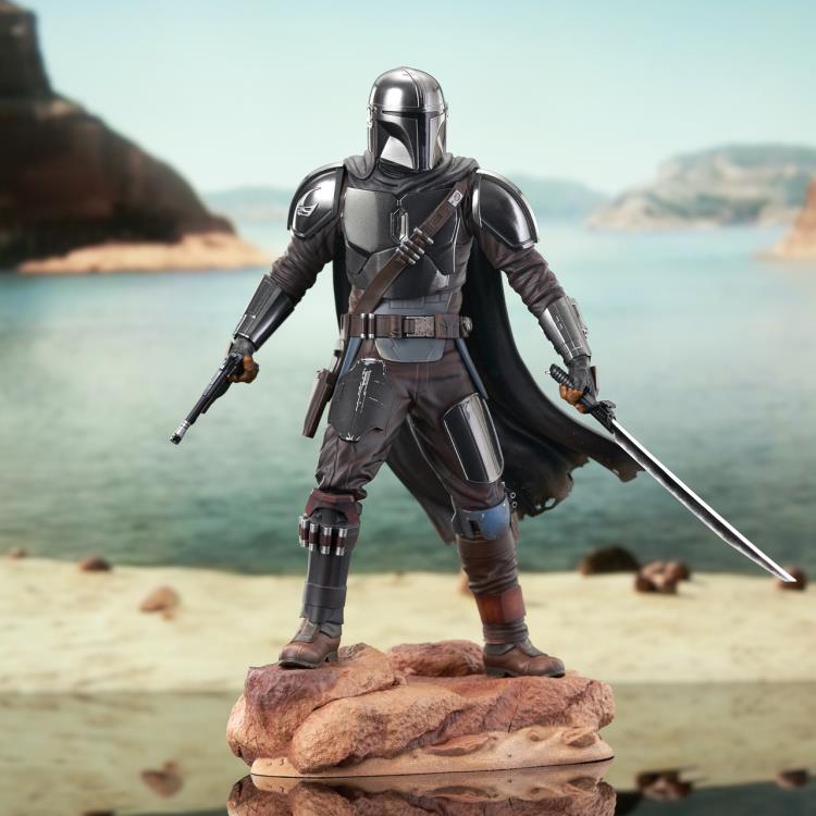 The Mandalorian Milestones Din Djarin 1/6 Scale Limited Edition Statue Gallery Image 4