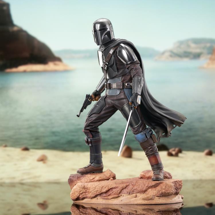 The Mandalorian Milestones Din Djarin 1/6 Scale Limited Edition Statue Gallery Image 5