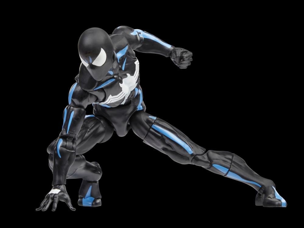 Spider-Man Marvel Legends Spider-Man (Black Suit) & Carnage Exclusive Action Figure Two-Pack Gallery Image 8
