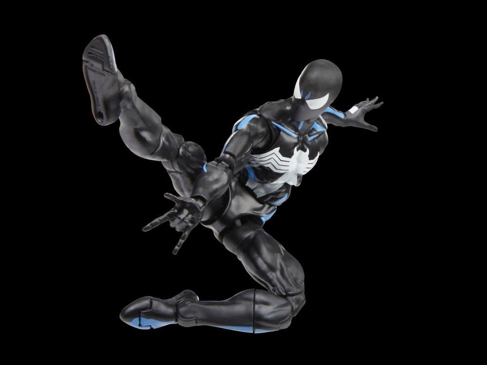 Spider-Man Marvel Legends Spider-Man (Black Suit) & Carnage Exclusive Action Figure Two-Pack Gallery Image 9