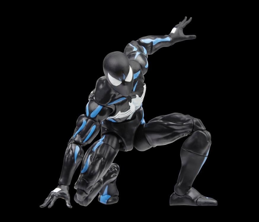 Spider-Man Marvel Legends Spider-Man (Black Suit) & Carnage Exclusive Action Figure Two-Pack Gallery Image 7
