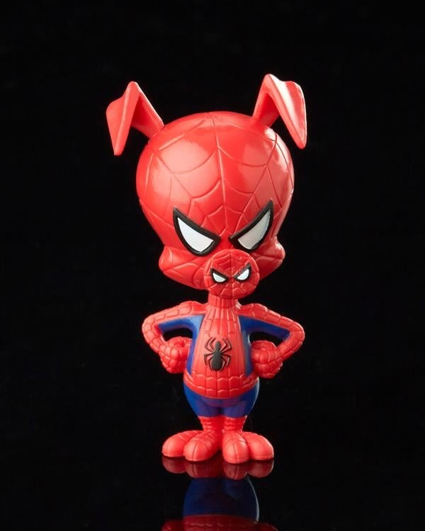Spider-Man: Into the Spider-Verse Marvel Legends Spider-Man Noir and Spider-Ham Exclusive Action Figure Two-Pack Gallery Image 4