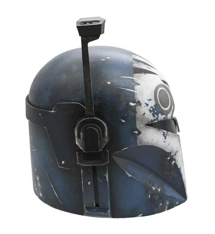 The Mandalorian Bo-Katan 1:1 Scale Limited Edition Replica Helmet Gallery Image 8