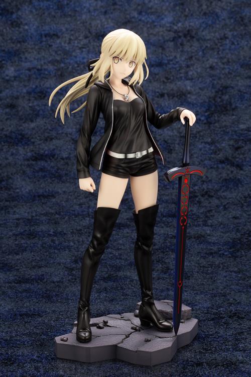 Fate/Grand Order Saber Altria Pendragon (Alter Casual Ver.) 1/7