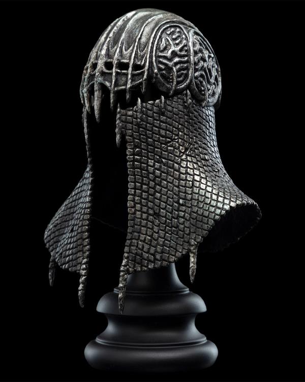 The Hobbit Helm of the Ringwraith of Rhun 1/4 Scale Limited Edition Replica Gallery Image 4