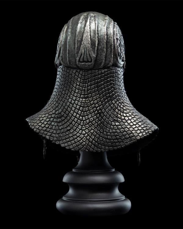 The Hobbit Helm of the Ringwraith of Rhun 1/4 Scale Limited Edition Replica Gallery Image 6