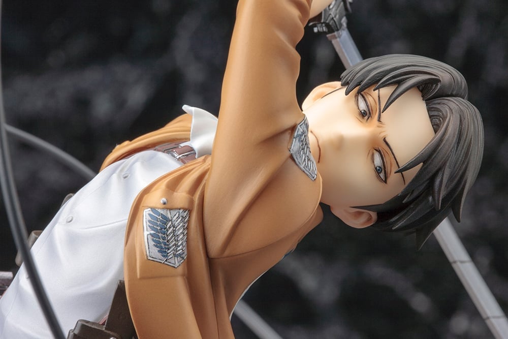 Attack on Titan ArtFX J Levi (Renewal Package Ver.) 1/8 Scale Figure (Reissue) Gallery Image 14