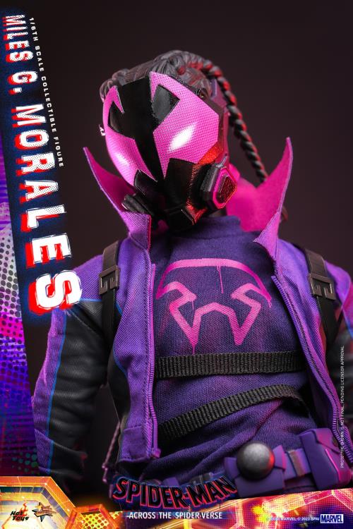 Spider-Man: Across the Spider-Verse MMS725 Miles G. Morales 1/6 Scale Collectible Figure Gallery Image 18