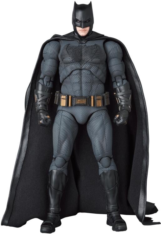 Zack Snyder's Justice League MAFEX No.222 Batman Action Figure Gallery Image 6