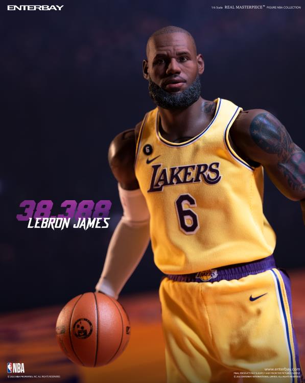 NBA Real Masterpiece LeBron James (38,388 Points) 1/6 Scale Figure