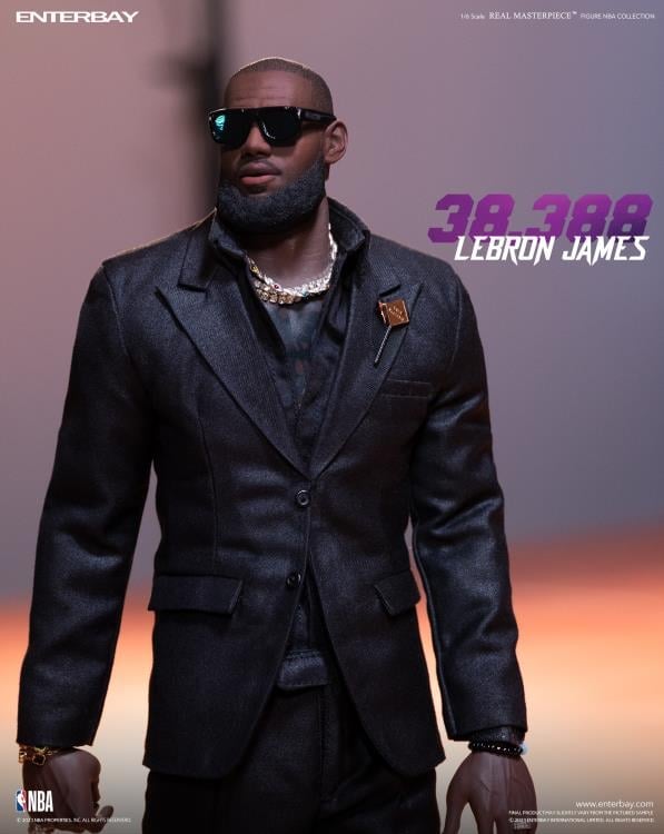 NBA Real Masterpiece LeBron James (38,388 Points) 1/6 Scale Figure