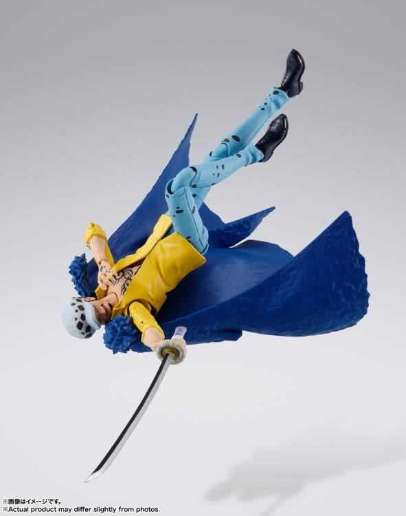 One Piece S.H.Figuarts Trafalgar Law (The Raid on Onigashima) Action Figure Gallery Image 12