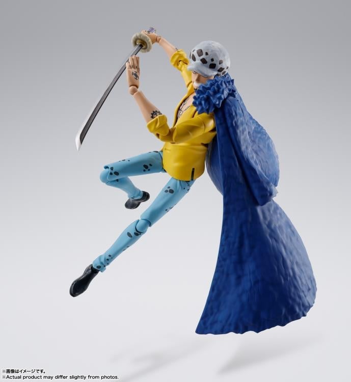 One Piece S.H.Figuarts Trafalgar Law (The Raid on Onigashima) Action Figure Gallery Image 14