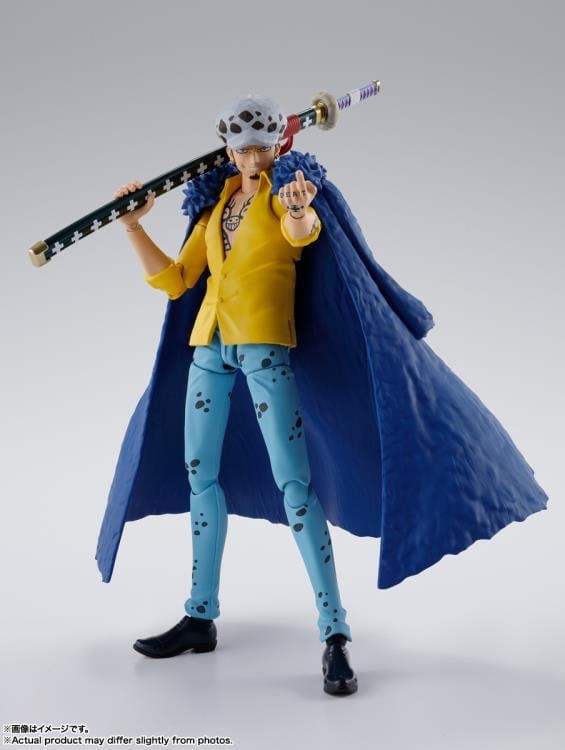 One Piece S.H.Figuarts Trafalgar Law (The Raid on Onigashima) Action Figure Gallery Image 9