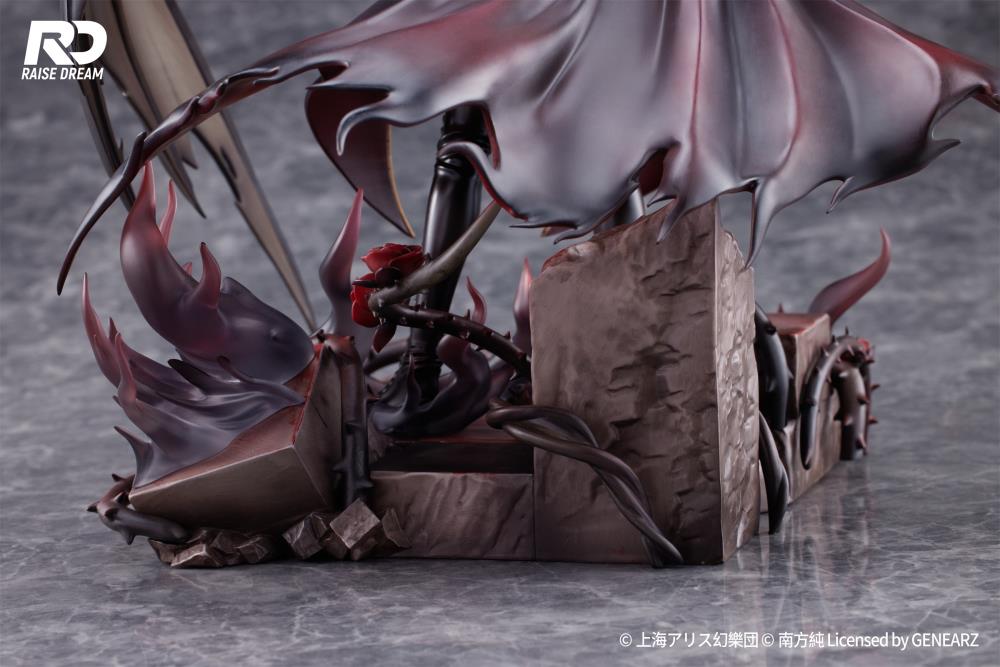 Touhou Project Remilia Scarlet (Military Uniform Ver.) 1/6 Scale Figure Gallery Image 11