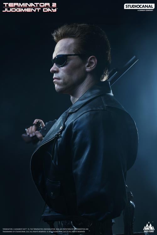 Terminator 2: Judgement Day T-800 1/1 Scale Limited Edition Bust Gallery Image 7