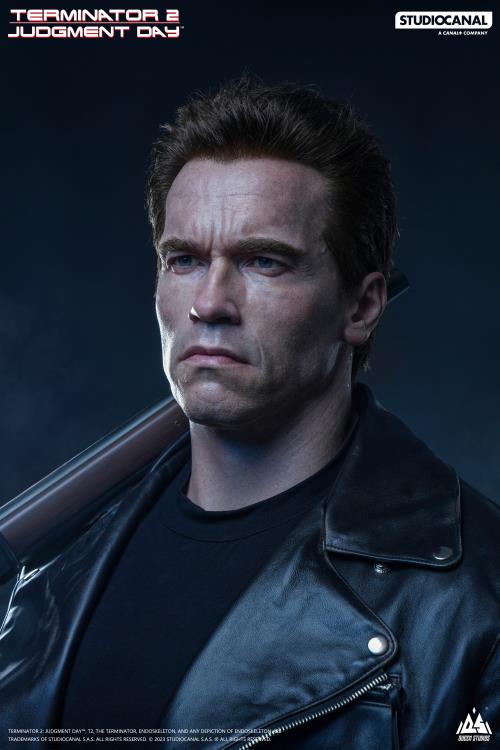 Terminator 2: Judgement Day T-800 1/1 Scale Limited Edition Bust Gallery Image 19
