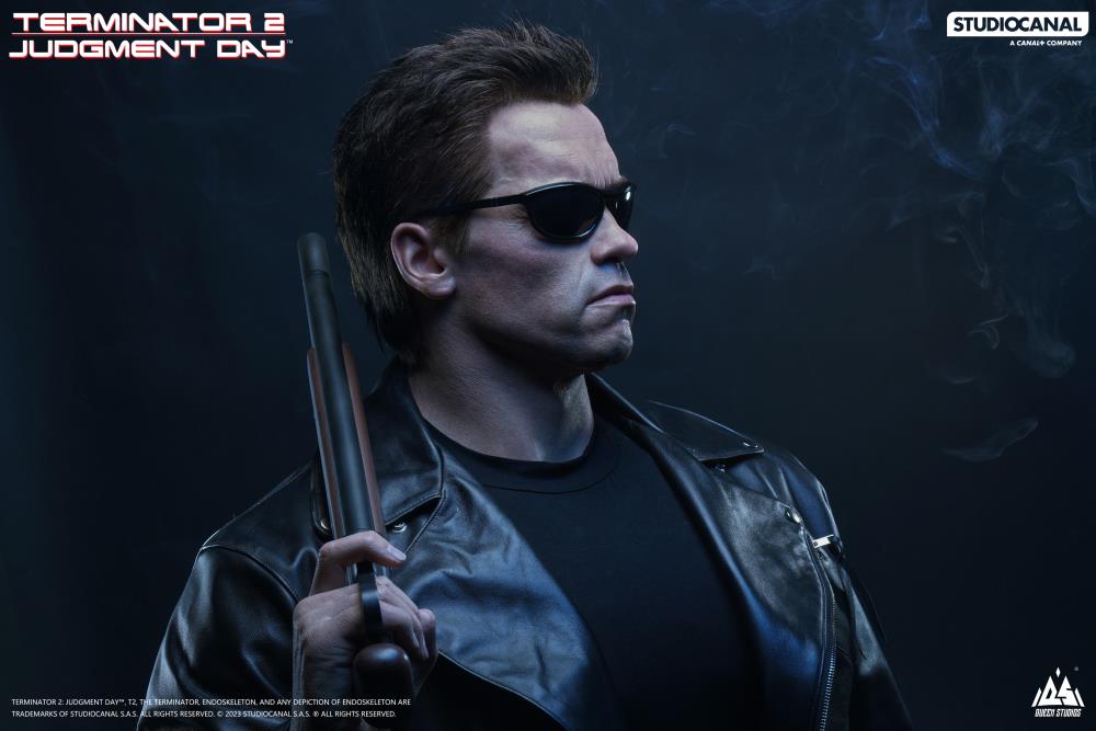 Terminator 2: Judgement Day T-800 1/1 Scale Limited Edition Bust Gallery Image 21