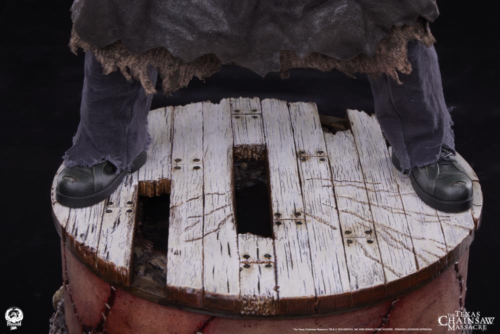 The Texas Chainsaw Massacre Leatherface 1/4 Scale Statue Gallery Image 28